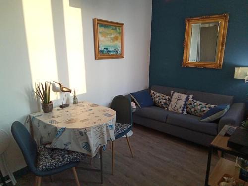 Ault Apartment | Le rivage d'Hélène- Appart Vue Mer - 2 pers - 1 ch