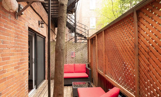 Shaughnessy Village House | ⭐Le Rockwood ⭐ Best Downtown Location - 1 month or more stays
