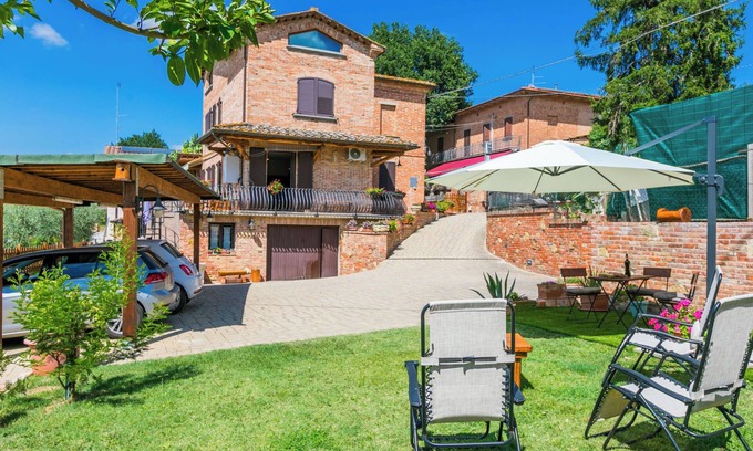 Cervognano Montenero Apartment | Le rondini by Interhome