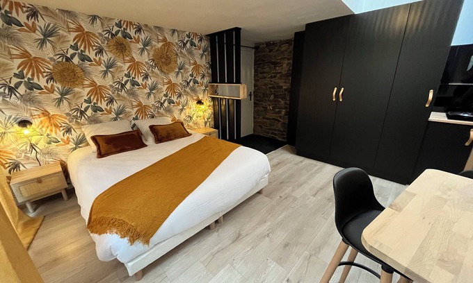 Lannion Apartment | LE ROUZIC APPART HOTEL DOWNTOWN LANNION