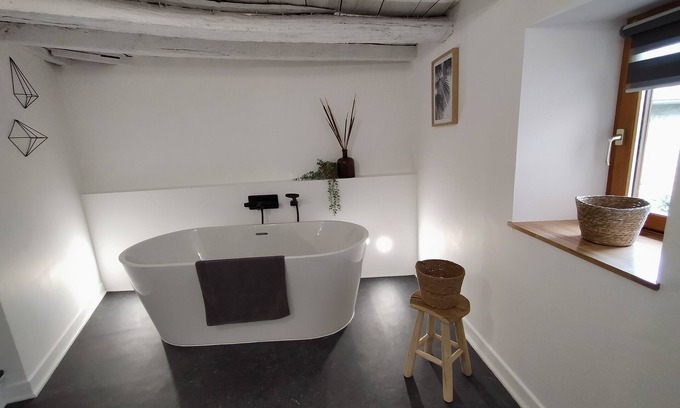 Plemy House | Le Séchoir Moncontour