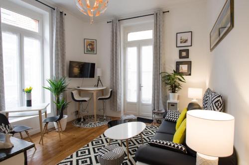 Saint - Aubin - Dupuy Apartment | Le Saint-Aubin by Cocoonr