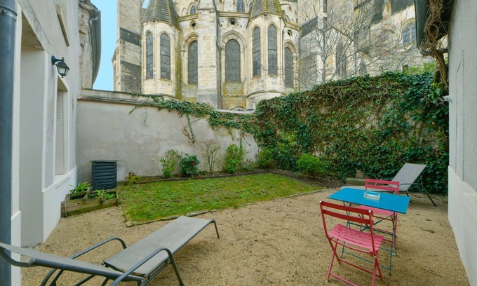 Bourges Apartment | Le Saint Etienne - Appt en plein coeur de Bourges