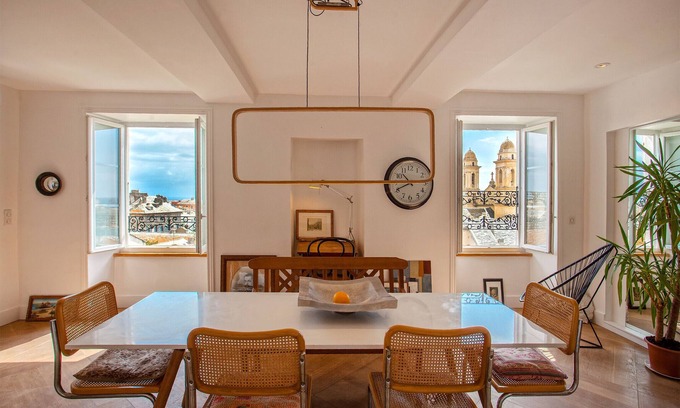 Bastia Apartment | Le Saint-Jean, beautiful apartment in the center of Bastia with sea view