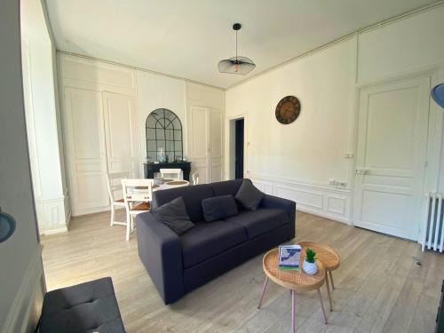 Gare Apartment | Le Saint Pierre - Bourgeois Elegance, Station & Center