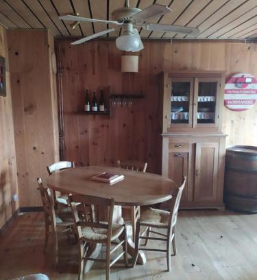 Chazey-sur-Ain House | le saloon