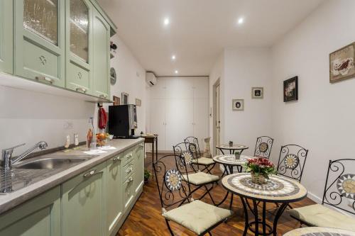 Vatican Bed & Breakfast | Le Scalette Al Vaticano B&B