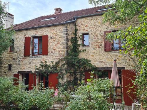 Metz-le-Comte Bed & Breakfast | Le Sept-Maison du XVII ème siècle