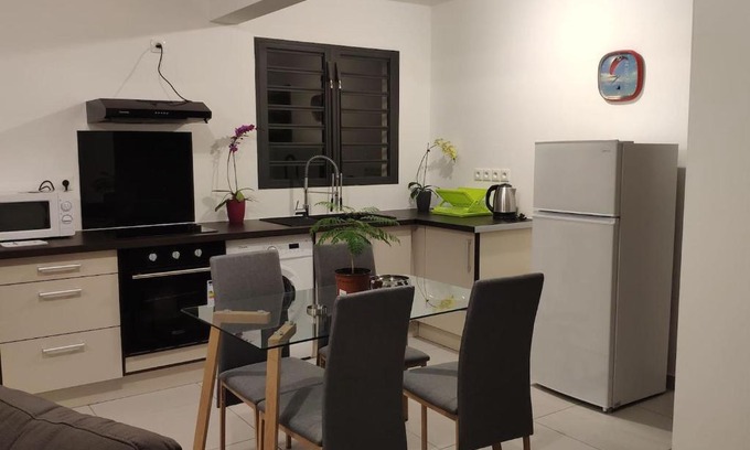 Saint-Pierre De La Reunion Apartment | LE SHANTI