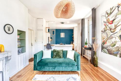 Saint-Serge Apartment | Le Solaris, Free Parking, 10 min SNCF Station