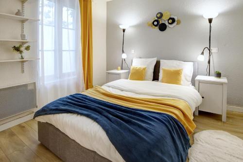 Quartier Administrations Apartment | Le Soleil Bleu