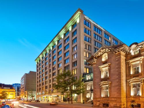 Downtown Montreal Hotel | Le Square Phillips Hôtel & Suites