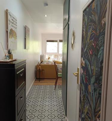 Nouvelle Ville Apartment | Le studio Amos