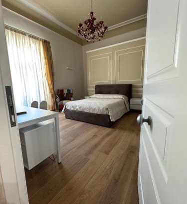 Cava de' Tirreni House | Le suite del Duomo - 2