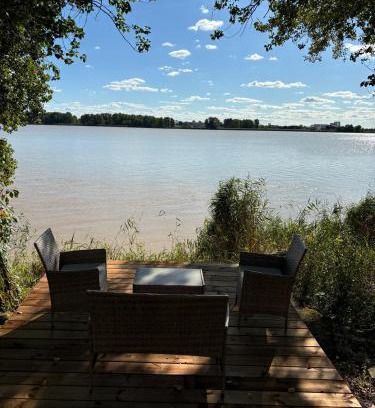 Saint-Seurin-de-Bourg Apartment | Le T2 des rives