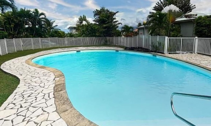 Trois-Ilets Apartment | Le Tainos: sea view and pool
