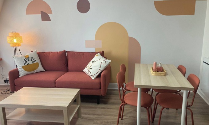 Cherbourg-en-Cotentin Apartment | Le Terracotta - Joli Duplex Centre-ville