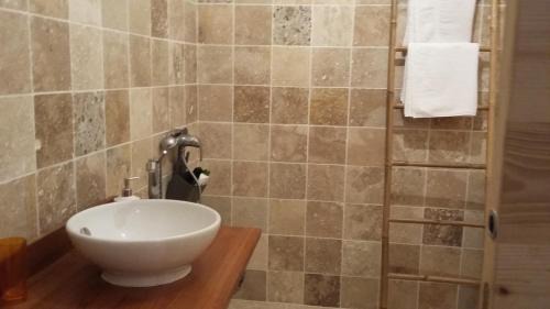 Sollies-Ville Bed & Breakfast | Le Tournebride