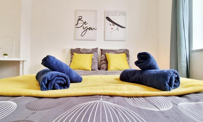 Mulhouse Apartment | Le Triplex - 5 chambres - 10 pers- Fibre - Relax BNB