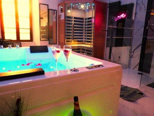 Hermanville-sur-Mer House | Le Triplex Romantique Balneo duo et Sauna