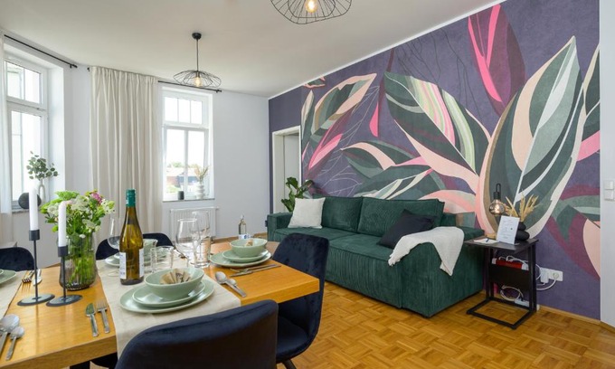 Schkeuditz Apartment | LE Vacation 3-Room-Apartment 67qm, Küche, Netflix, Free-TV