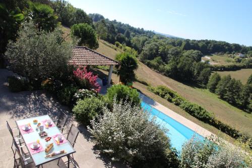 Limonest Bed & Breakfast | Le Vallon de Saint André