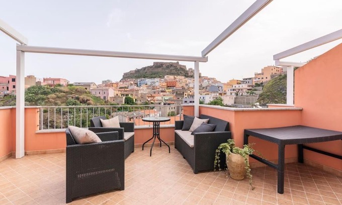 Castelsardo Historic Centre Apartment | Le Vele casa al mare panoramica