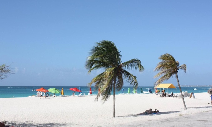 Oranjestad-West Condo | Le Vent - SEABREEZE - BeachSide Resort Eagle Beach