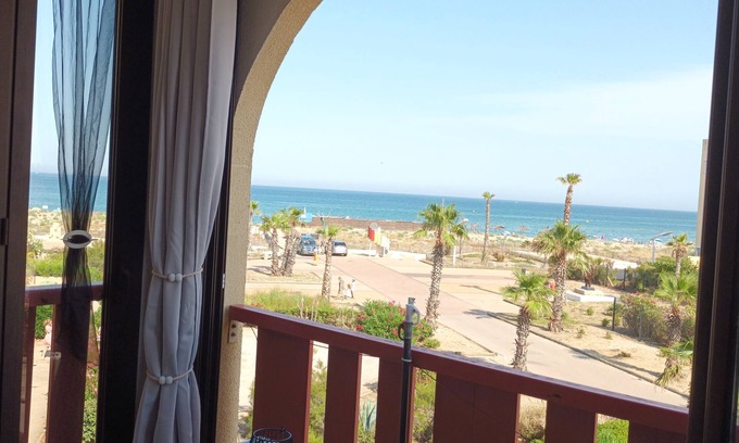 Le Barcares Apartment | Le Victoria's Beach Barcarès Atlantis - apartment private parking/direct to sea