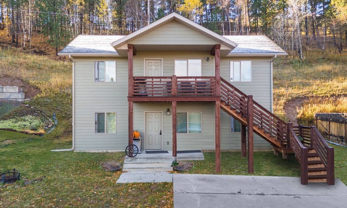 Deadwood House | Lead Lower Duplex - 2BR/1BA