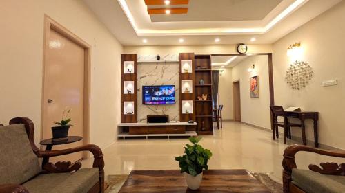 D Souza Layout Apartment | Leaf Luxe at Lavelle Road AC 3BHK in CBD Bangalore