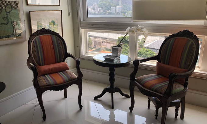Leblon Apartment | Leblon 2 Qtos com Wi-fi, Vaga e Vista Para a Lagoa
