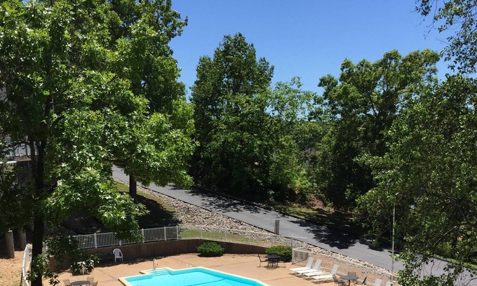 Osage Beach Condo | LedgesB13, Make Summer Reservations NOW