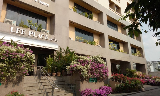 Bang Phong Phang Hotel | Lee Place Hotel
