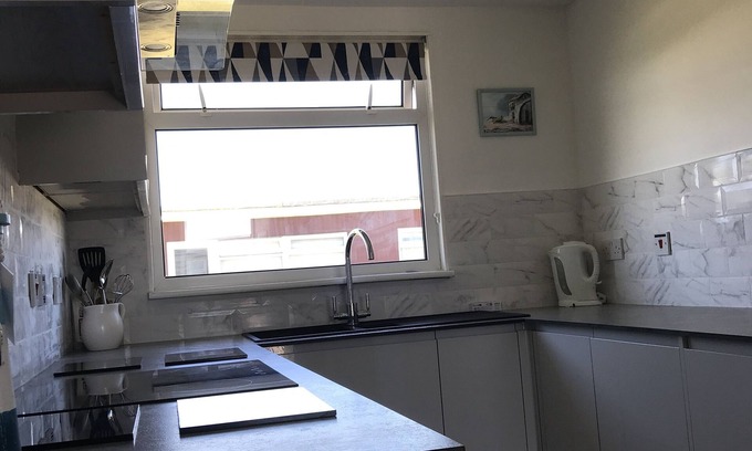 Dartmouth Ski Chalet | LEE'S CHALET, NORTON PARK, Dartmouth, 2 bedrooms, sleeps 4