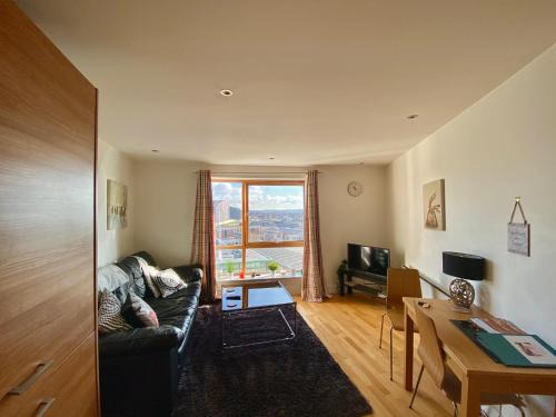 Leeds Apartment | Leeds Dock Apartment