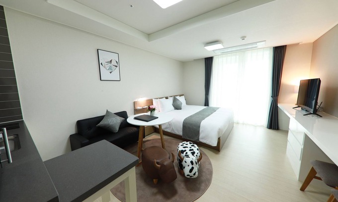 Geoje Condo | Leeinstay Hotel