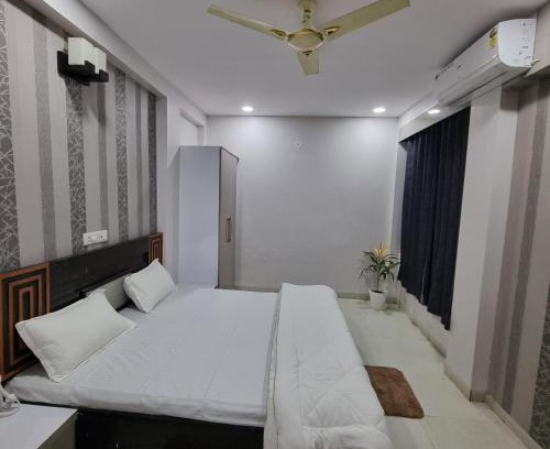 Indore Apartment | Leela Homestay Indore - Jasmine - One BHK luxury apartment