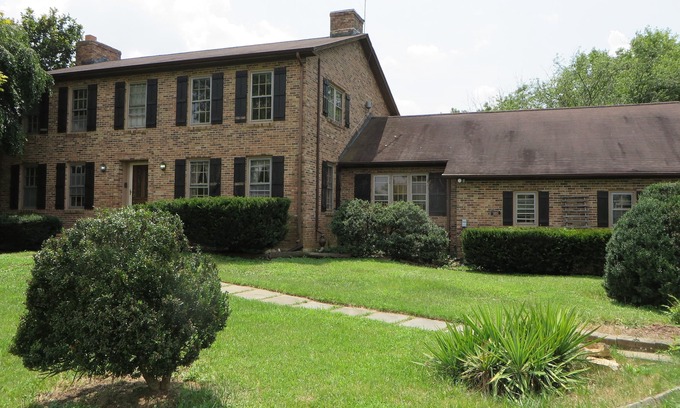 Leesburg House | Leesburg 26-acre Farm IAD/12mi Wine/11mi
