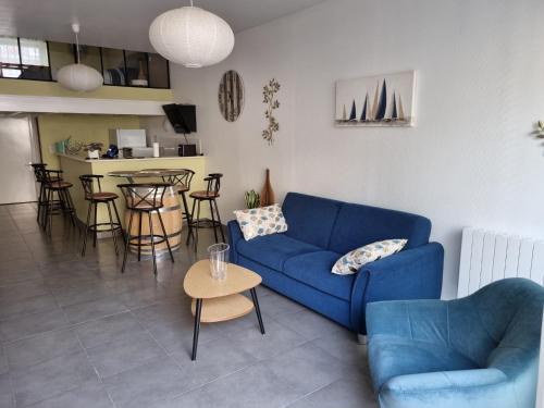 Hincmar Apartment | L’EFFERVESCENT