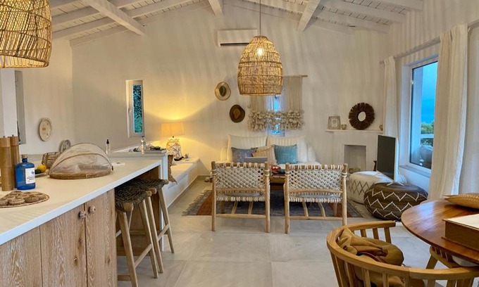 Kanapitsa Villa | LEFTKEY VILLA