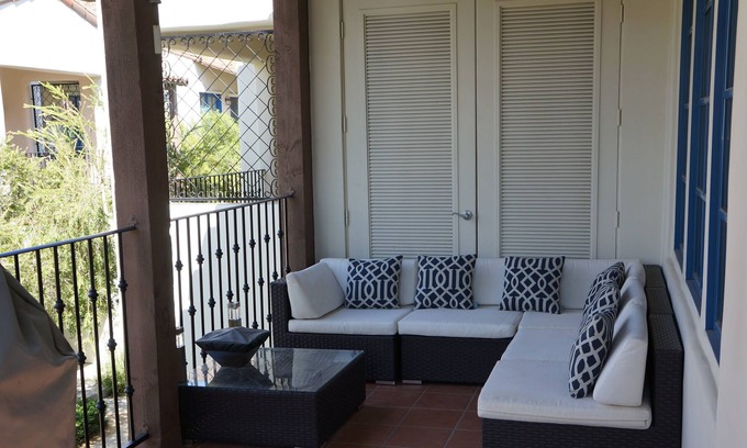 La Quinta Condo | Legacy Unique 3 BR Residence - Wifi, Parking, Pools, Gym, Hottub. Lic 110380