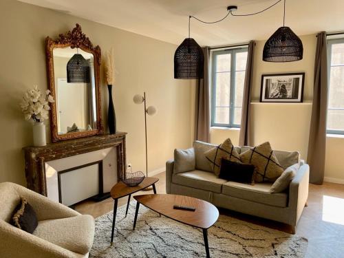 Macon Apartment | Legend - Parking privé - Gare - Centre ville - Quai de Saône - fibre