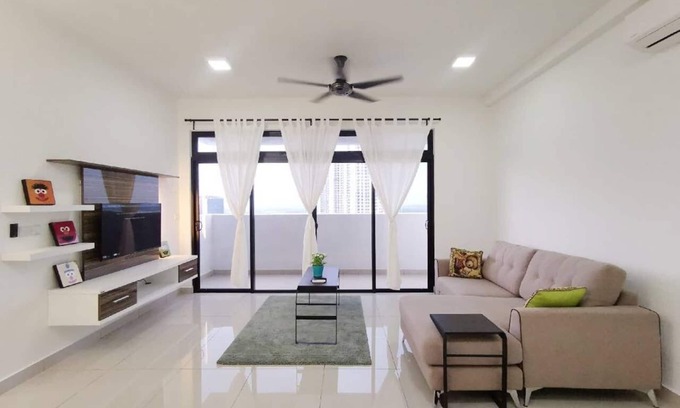 Medini Apartment | Legoland Medini C21 @ JB City Homestay
