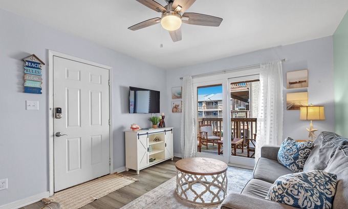 Orange Beach East Condo | Lei Lani Village #210 - Bayside with Private Beach Access - Sea South Properties