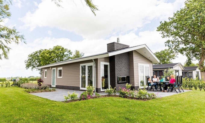 Berkhout Ski Chalet | ✓ Leijhoeve at Park Westerkogge ✓ Holiday home for 4 people ✓ Located in Berkhout (North Holland) ✓ Waterfront holiday resort ✓ Book directly at the resort