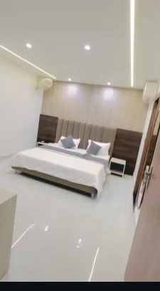 Thanesar Hotel | Leipzig Hotel & Restaurant