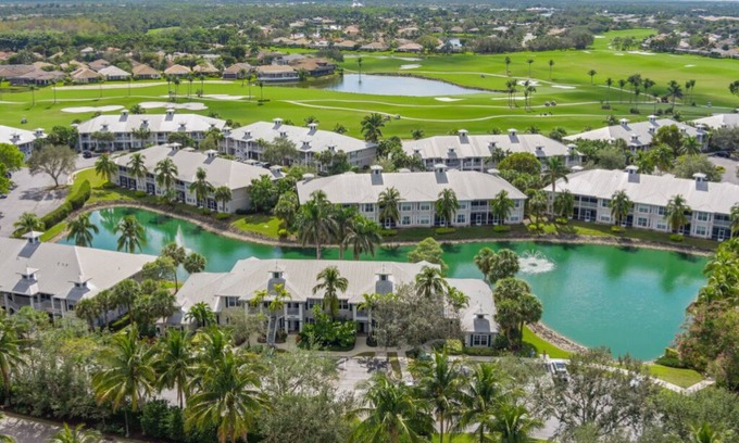 Naples Condo | Lely Greenlinks 2nd Floor - on Golf Course, Minutes from Beaches, Downtown!