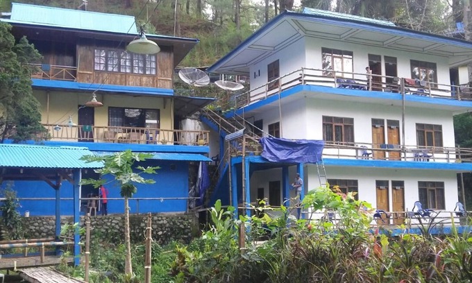 Malino Hotel | Lembah Biru Lagoon