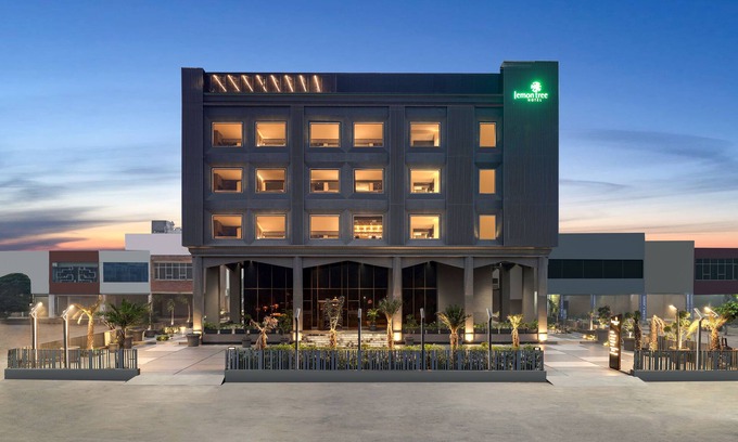 Hisar Hotel | Lemon Tree Hotel Hisar